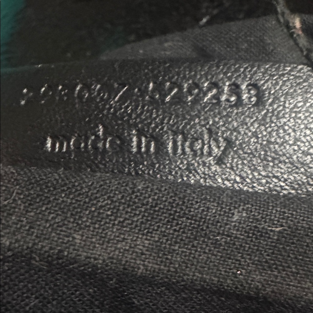 Yves Saint Laurent Shiny Black Tote - Picture 5 of 5